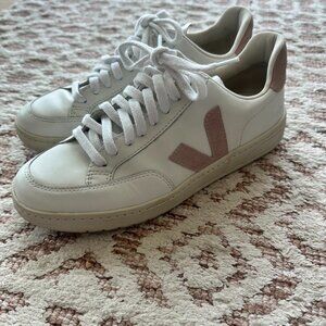 Veja Women's Sneakers